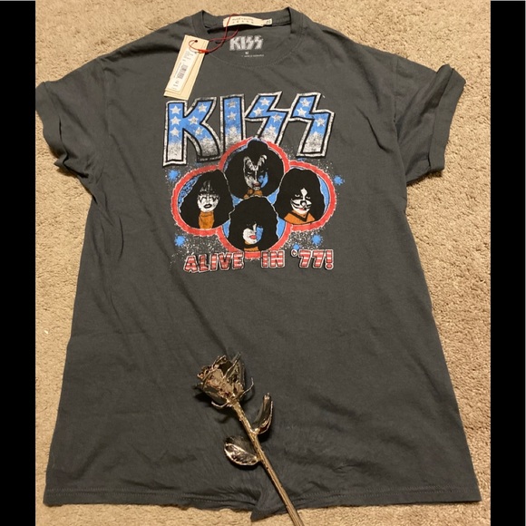 New Alice and Olivia KISS Fan Tee - Picture 1 of 2